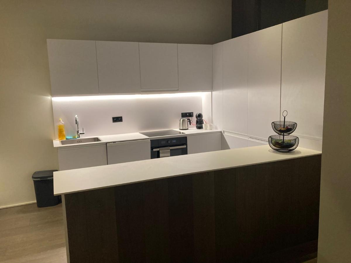 Luxury Suites Princess By Rikas Hotels アントウェルペン エクステリア 写真