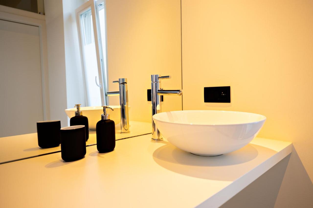 Luxury Suites Princess By Rikas Hotels アントウェルペン エクステリア 写真