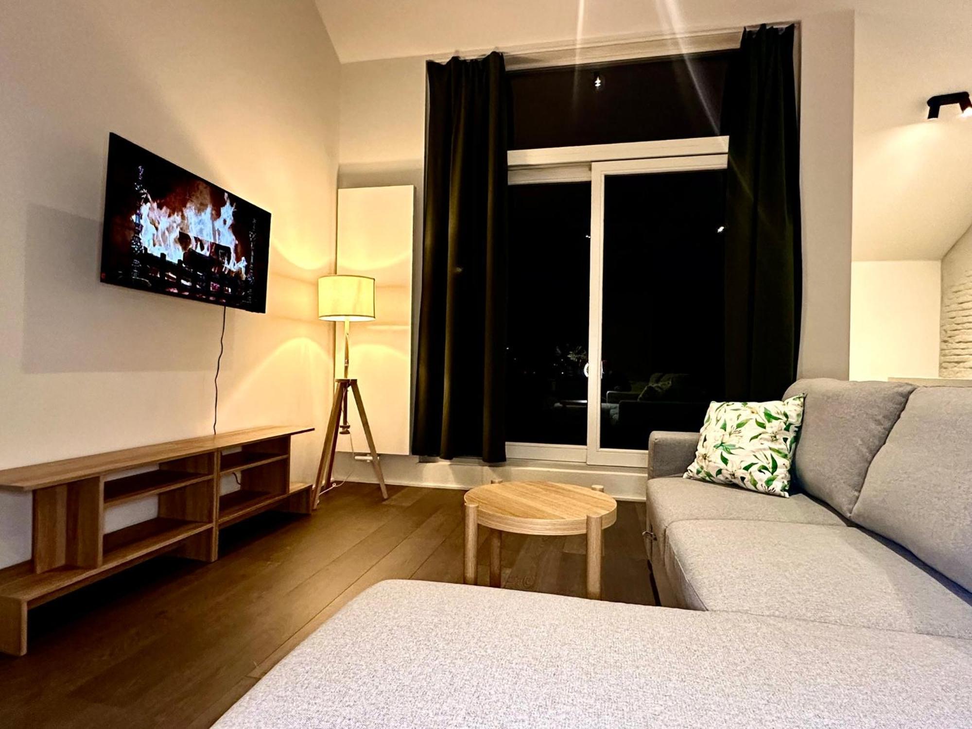 Luxury Suites Princess By Rikas Hotels アントウェルペン エクステリア 写真